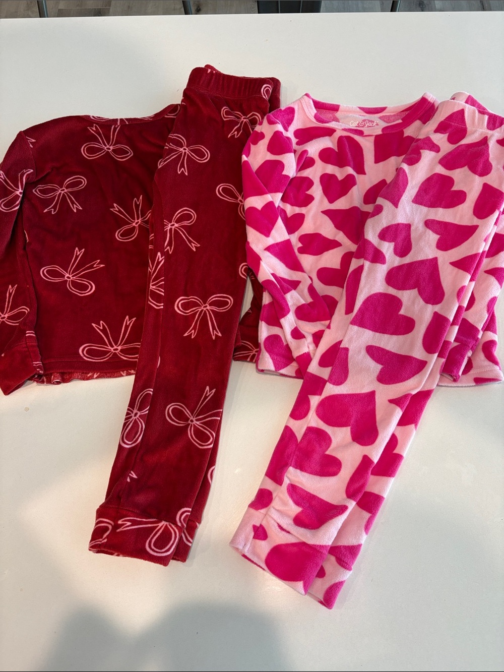 Cat & Jack girls Heart & Bow Pajama Set - Pink & Red 6